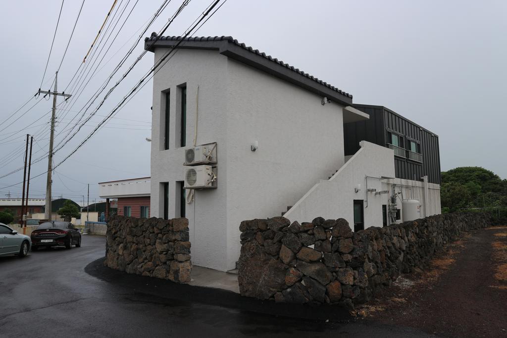 Blue Island Guesthouse Seogwipo Zewnętrze zdjęcie